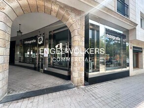 Office / Retail in Sant Quirze del Vallès, Barcelona to rent Interior Photo- Image 2 of 16