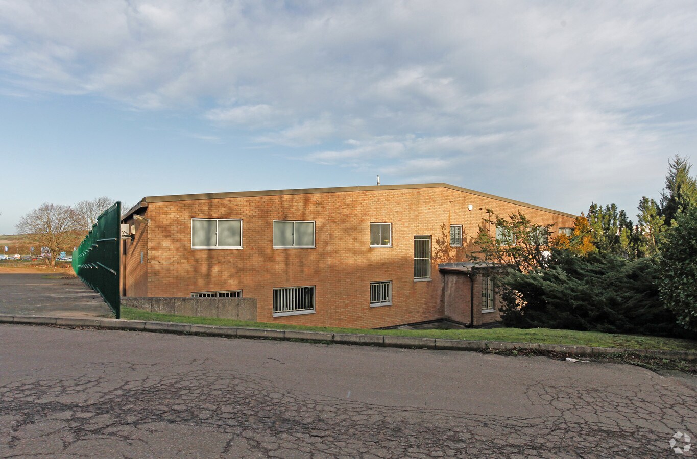 Sanders Lodge Industrial Estate, Rushden NN10 6BQ UK