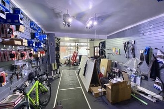 95-97 High St S, Dunstable to rent Interior Photo- Image 2 of 3