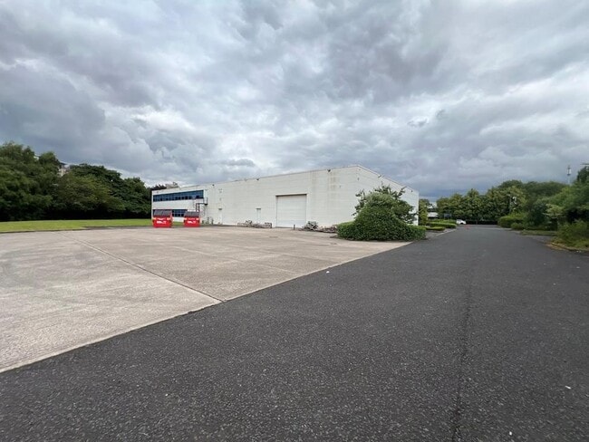 More details for Waterside, Manchester - Industrial to Rent