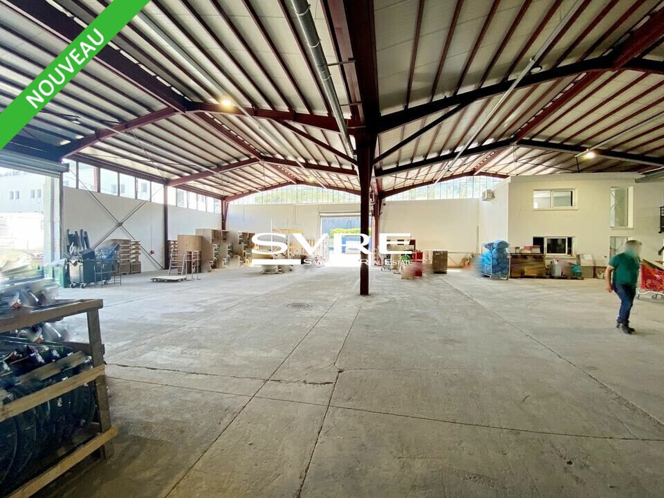 Industrial in Aubagne to rent Building Photo- Image 1 of 3