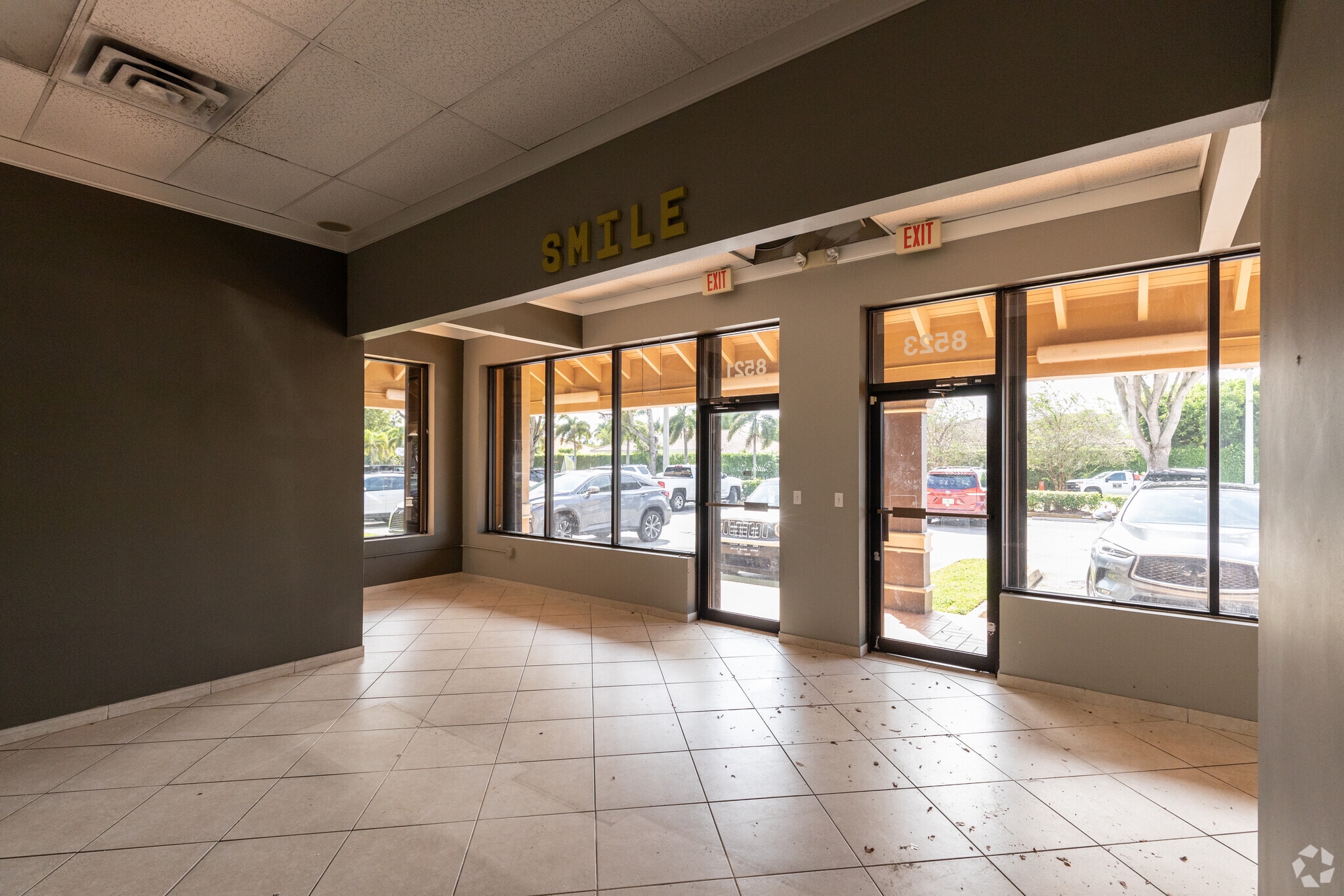 13501 S Dixie Hwy, Miami, FL to rent Lobby- Image 1 of 6