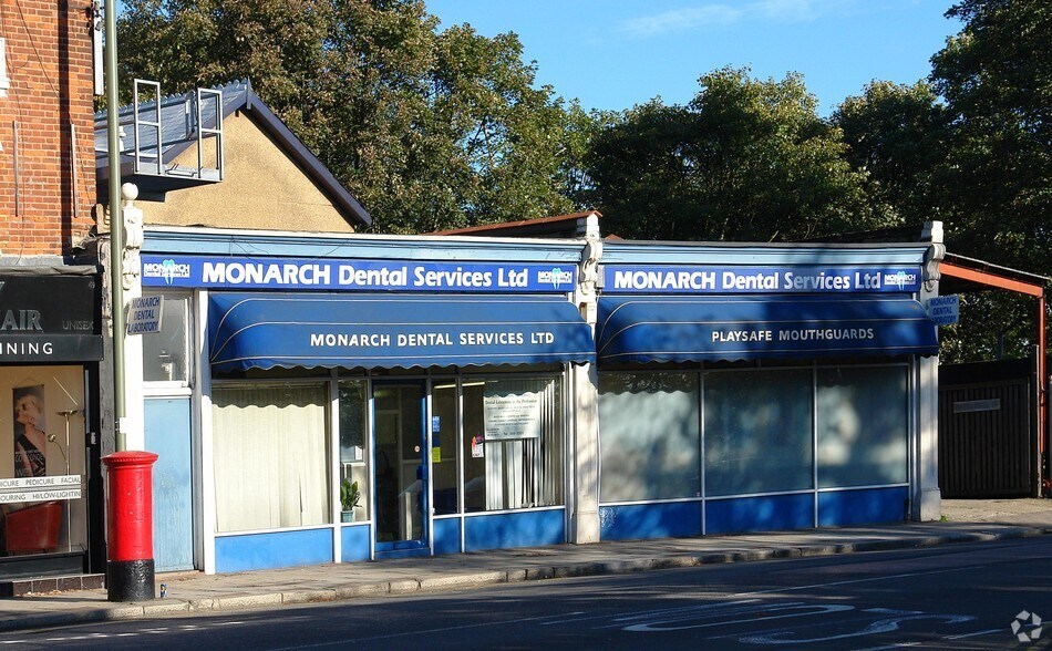 45-47 Friern Barnet Rd, London for sale - Primary Photo - Image 1 of 1