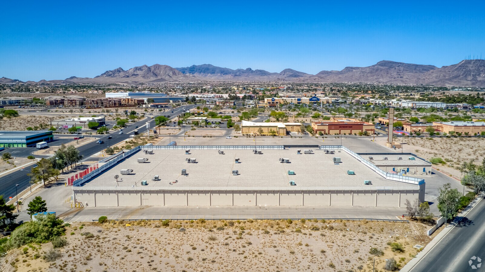 732752 S Racetrack Rd, Henderson 89015 Racetrack Plaza