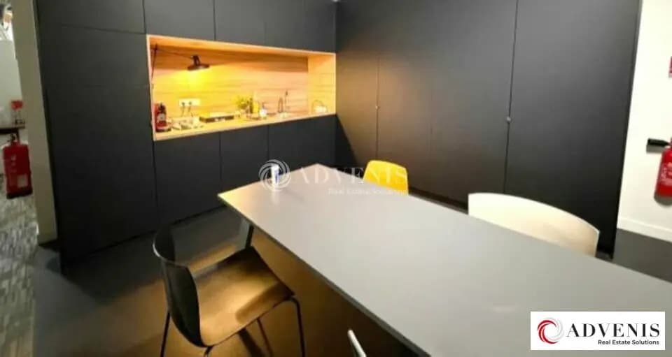 Office in Mérignac to rent - Building Photo - Image 2 of 3