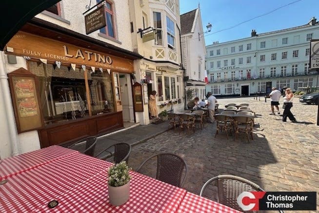 1-3 Church Ln, Windsor to rent - Building Photo - Image 2 of 5