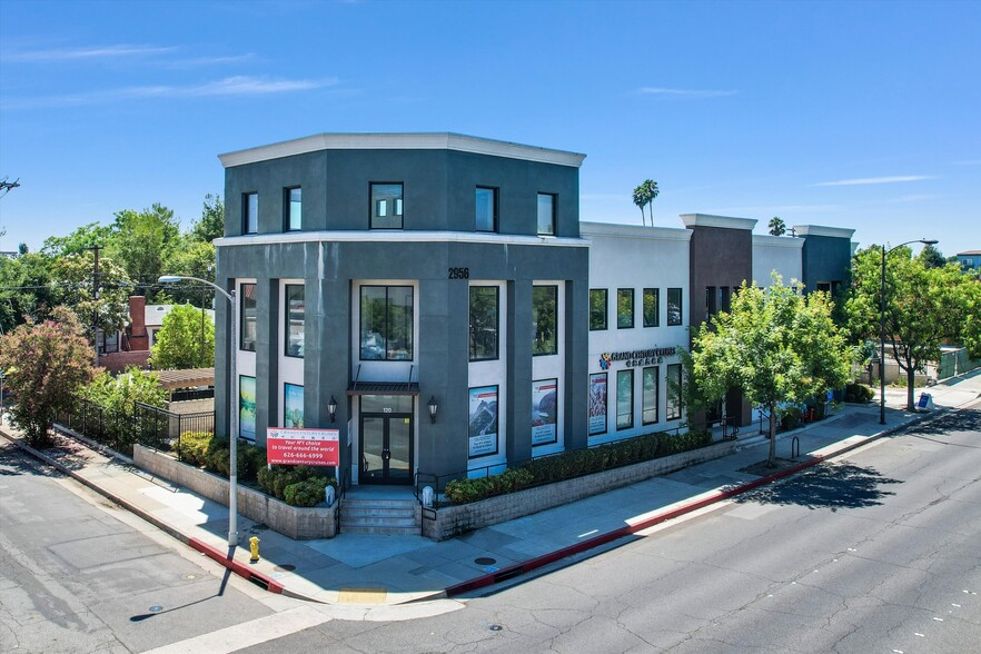 2956 E Colorado Blvd, Pasadena, CA for sale - Building Photo - Image 2 of 22