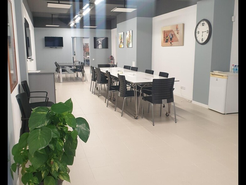 Build-to-Rent in Esplugues de Llobregat, Barcelona for sale - Interior Photo - Image 1 of 1