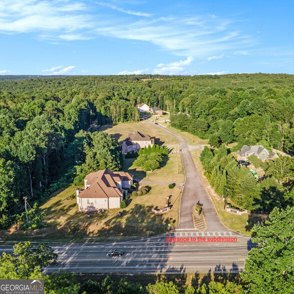 1022 Queens Bridge Way, Griffin, GA for sale - Aerial - Image 2 of 12