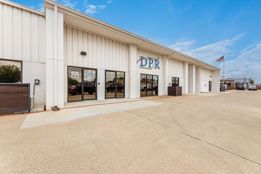 6525 Baker Blvd, Richland Hills, TX for sale - Primary Photo - Image 1 of 7