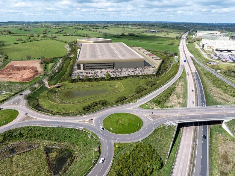 Friesian Way, Uttoxeter to rent - Aerial - Image 2 of 3