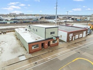 More details for 821 S Broadway, Green Bay, WI - Retail for Sale