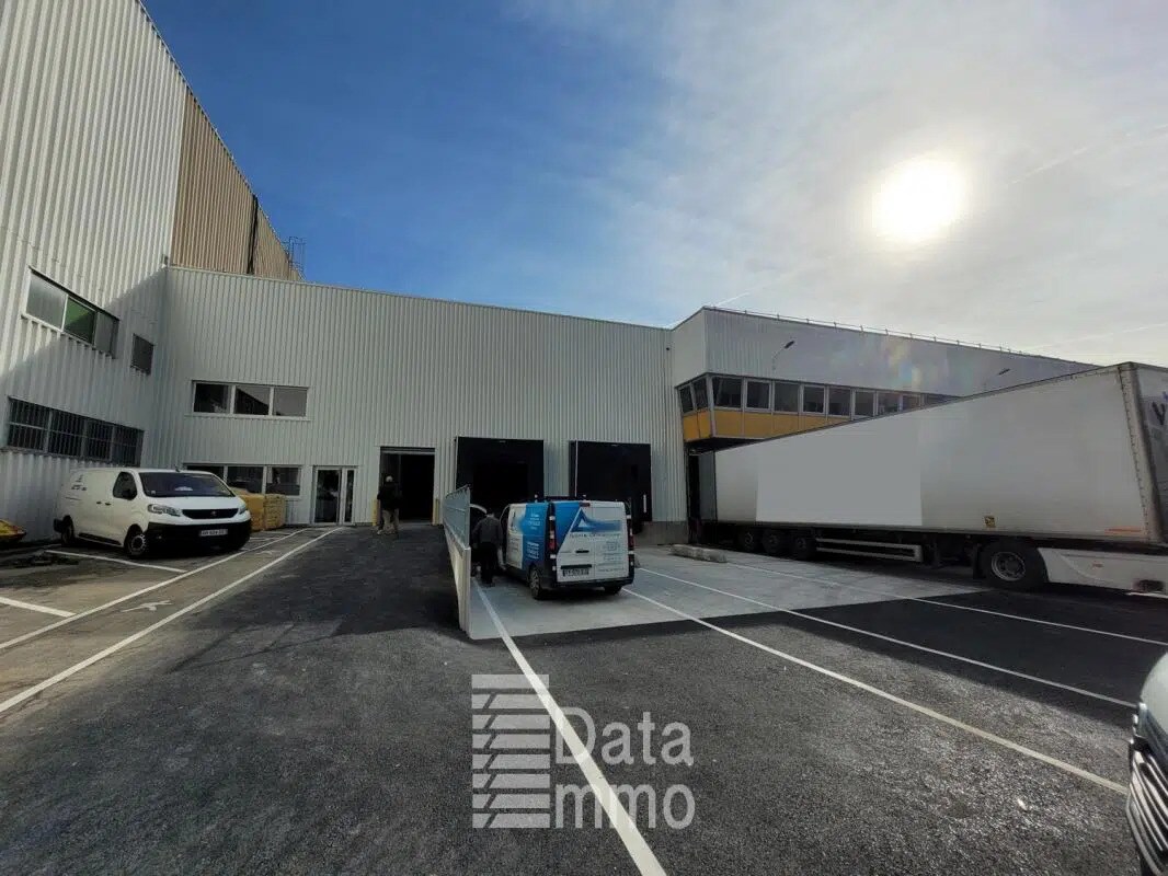 Industrial in Rosny-sous-Bois to rent Building Photo- Image 1 of 10