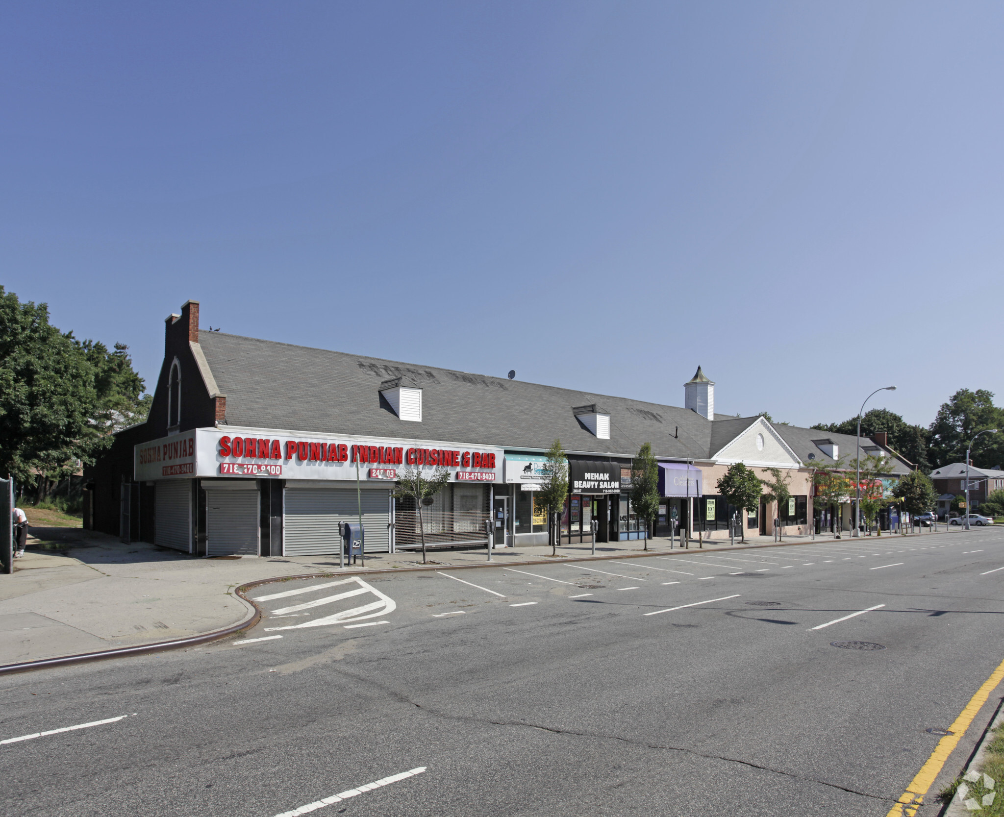 248-01-248-27 Union Tpke, Bellerose, NY for sale Primary Photo- Image 1 of 40