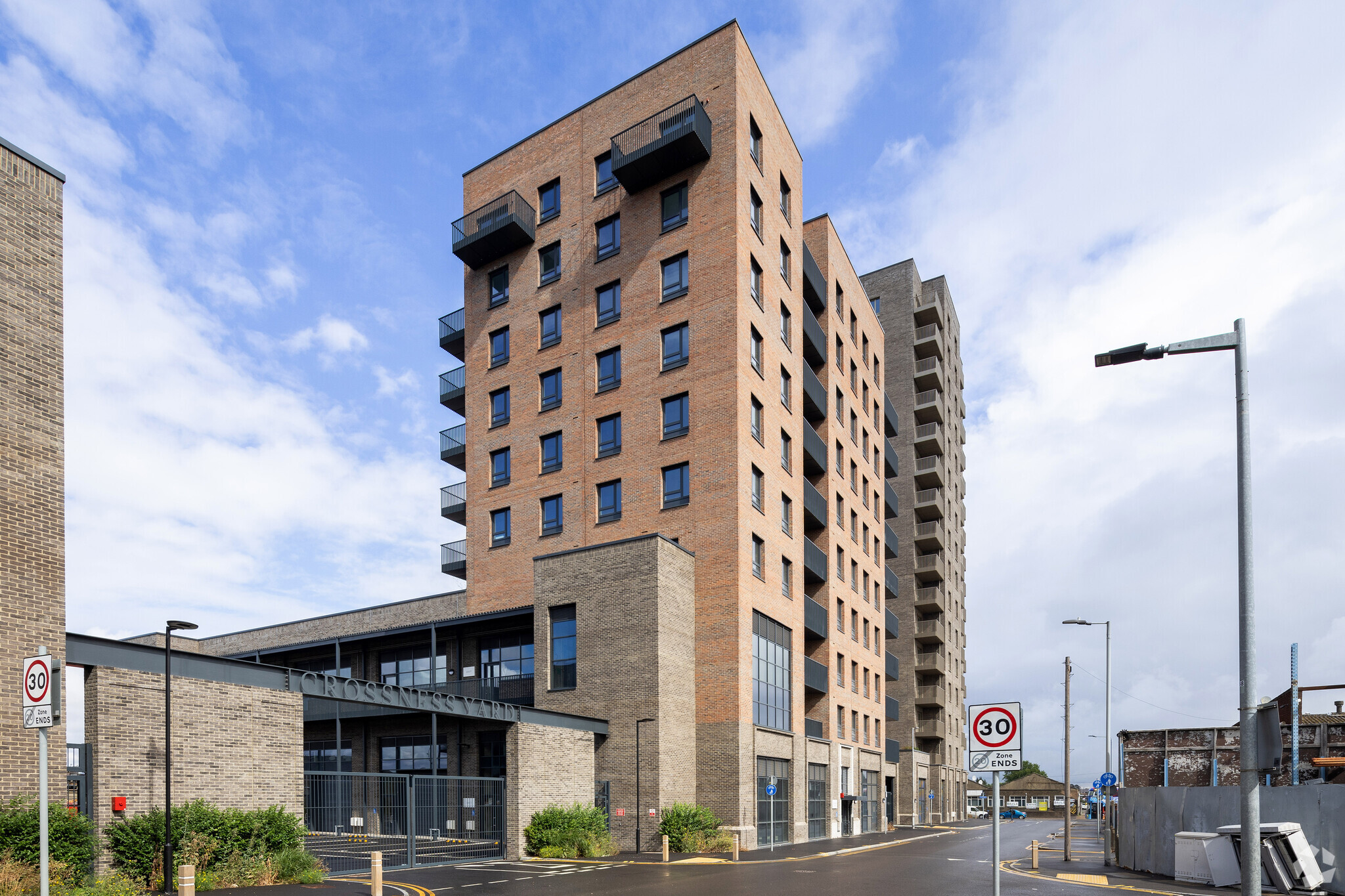 12 Crossness Yard, Barking to rent Primary Photo- Image 1 of 5