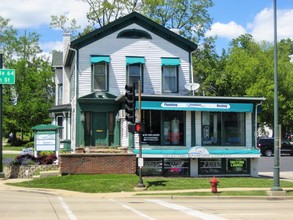 504 E Main St, St Charles, IL for sale Primary Photo- Image 1 of 1