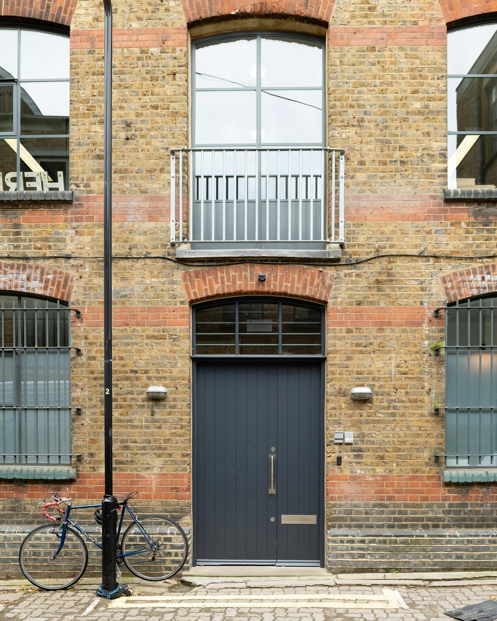 3 Mentmore Terrace, London to rent Primary Photo- Image 1 of 4