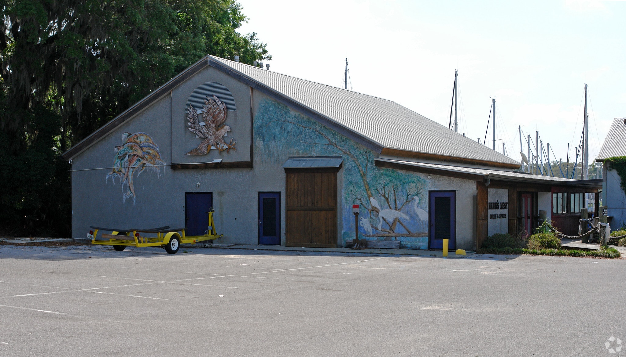 125 E Beach Dr, Panama City, FL to rent Primary Photo- Image 1 of 5