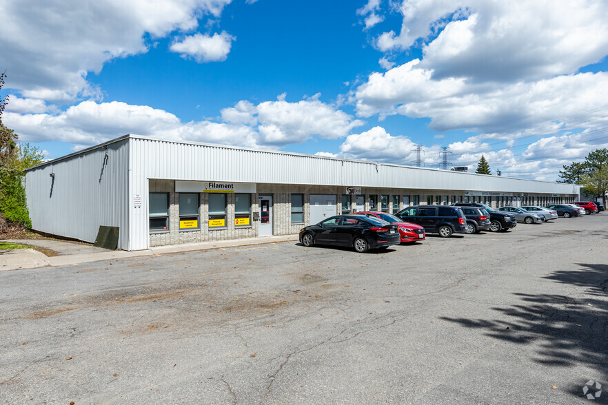 2285 St Laurent Blvd, Ottawa, ON for rent - Primary Photo - Image 1 of 4