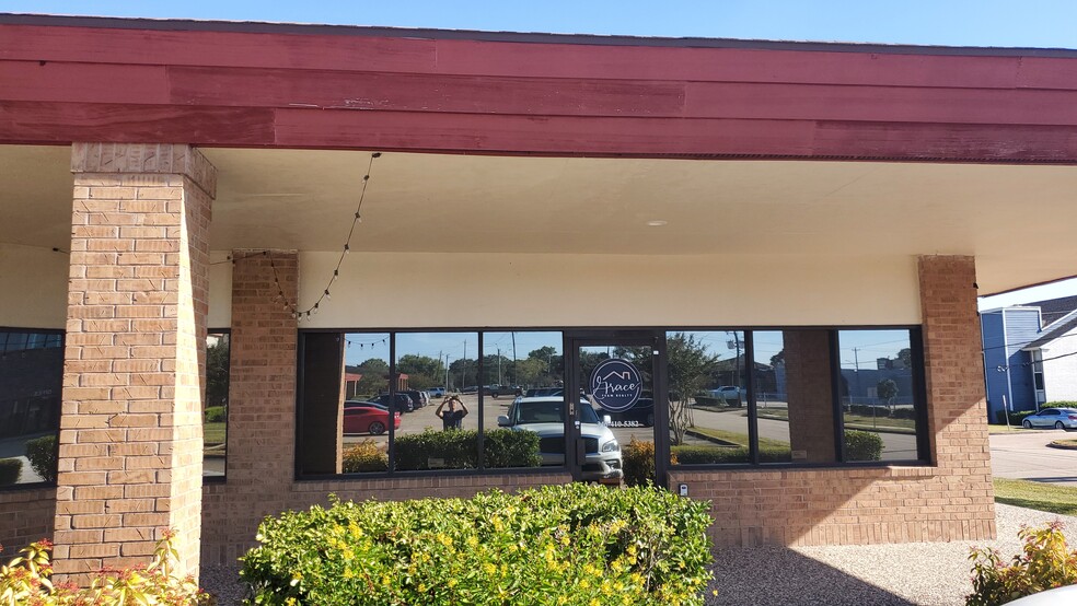 2506 Westminister St, Pearland, TX for rent - Building Photo - Image 2 of 13