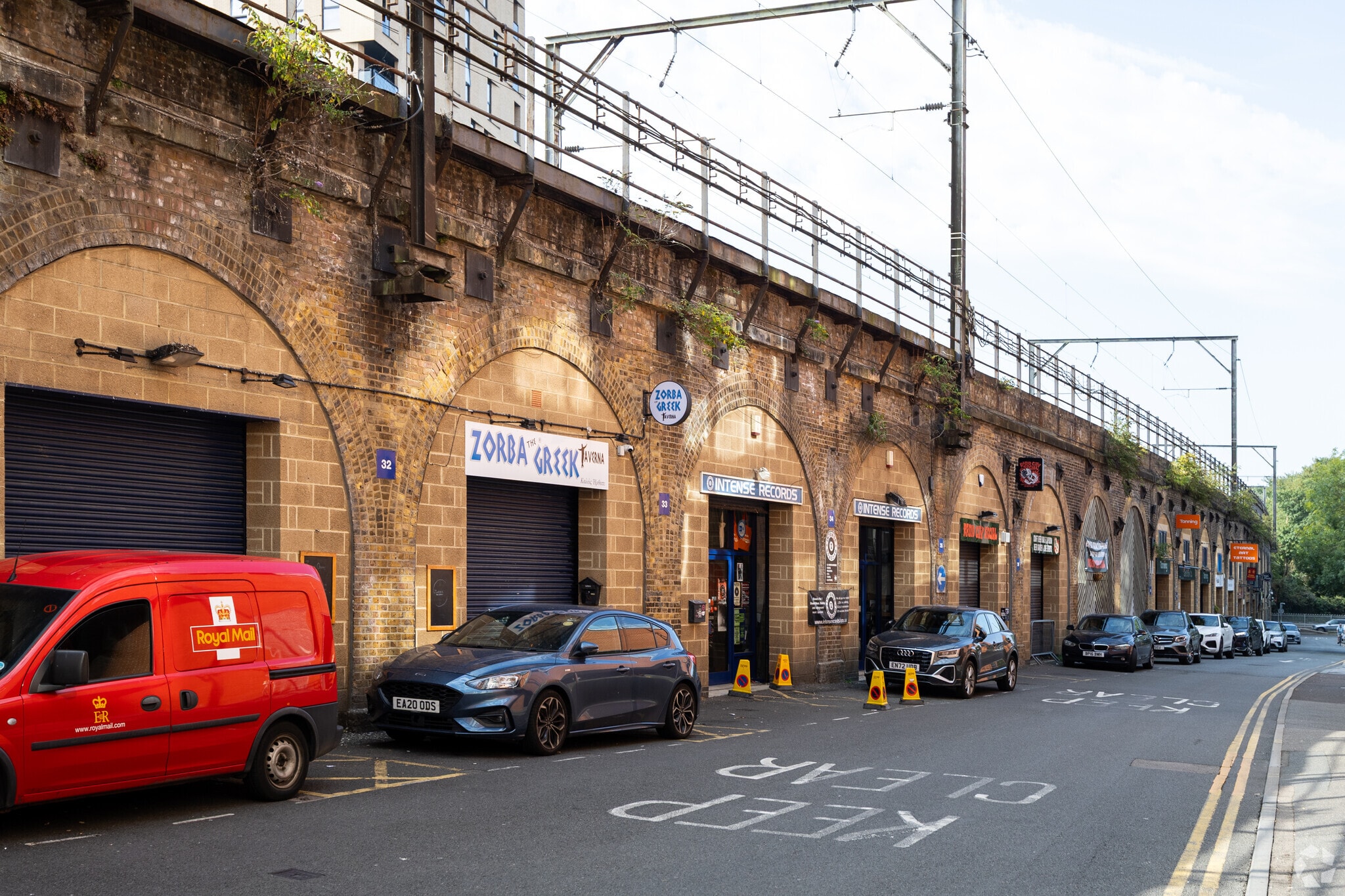 30 Viaduct Rd, Chelmsford to rent Primary Photo- Image 1 of 5