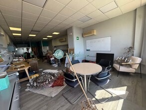 Office / Retail in Segovia, Segovia to rent Interior Photo- Image 2 of 15