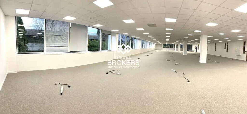 Location Bureaux 278 m² à 1 016 m² - Photo 1