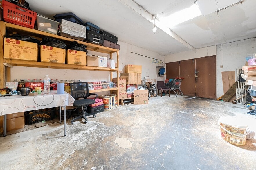 217 Camberwell New Rd, London for sale - Interior Photo - Image 3 of 4