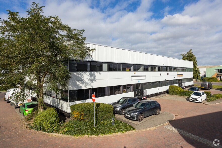 Neptune Clos, Rochester for sale - Primary Photo - Image 1 of 1