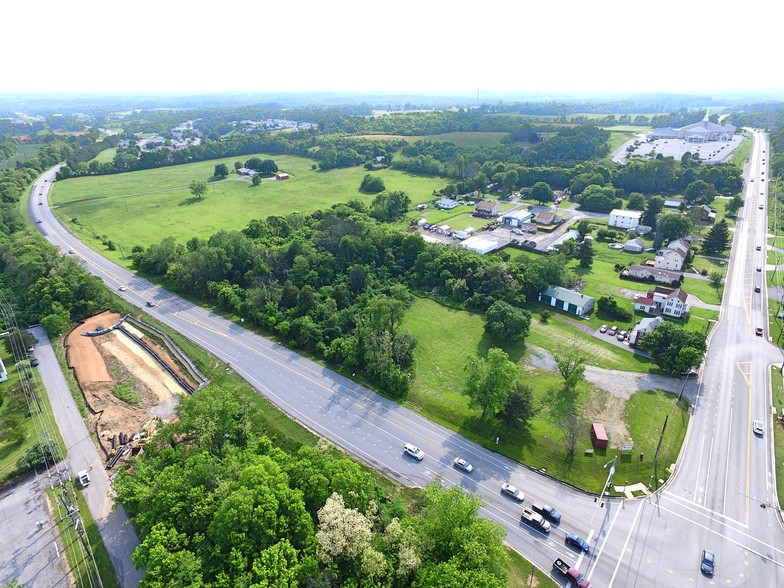 16425 National Pike, Hagerstown, MD for rent - Building Photo - Image 1 of 8