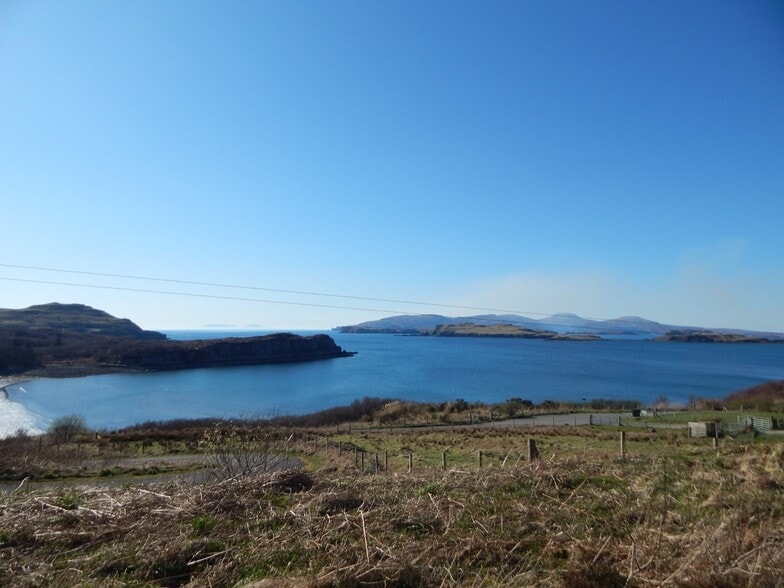 27 Fiscavaig, Isle Of Skye for sale - Primary Photo - Image 1 of 5