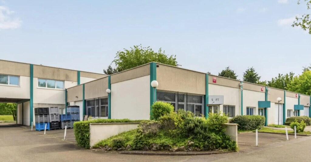 Location Bureaux 148 m² - Photo 1