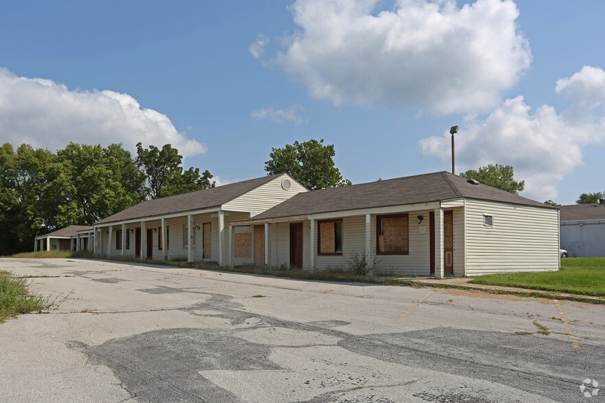 11402 E 24 Hwy, Sugar Creek, MO for sale - Primary Photo - Image 1 of 1