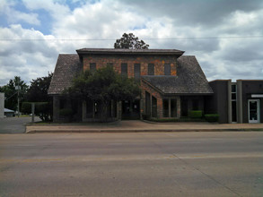 1006-1008 SW C Ave, Lawton, OK for sale Building Photo- Image 1 of 1