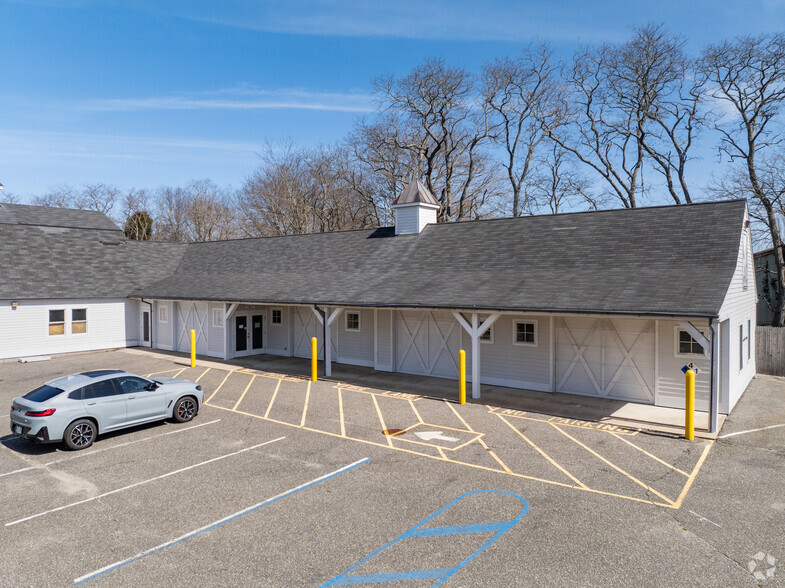 394 N Main St, Southampton, NY for sale - Building Photo - Image 3 of 5