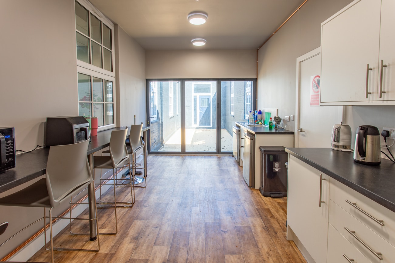 Leeds East Airport, Church Fenton to rent Interior Photo- Image 1 of 3