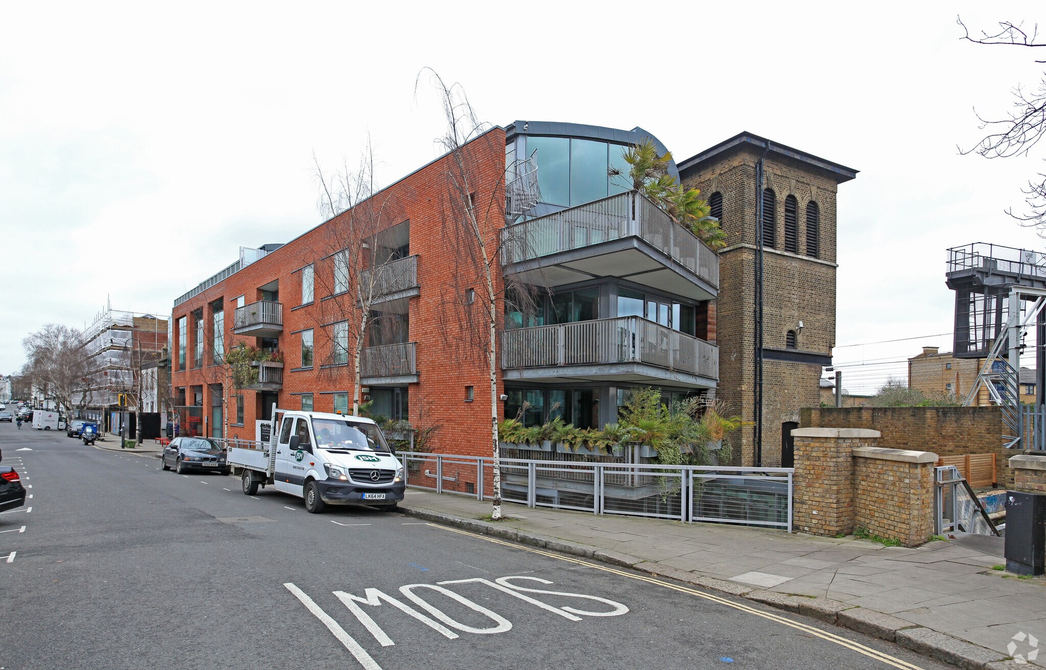 42 Gloucester Ave, London NW1 8JD Office for Rent UK