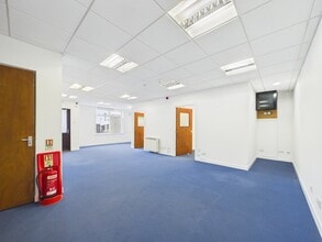 Unit 3-4 The Green, Portree to rent Interior Photo- Image 1 of 4