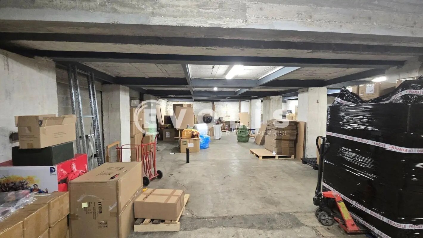 Light Industrial in Ivry-sur-Seine for sale Interior Photo- Image 1 of 6