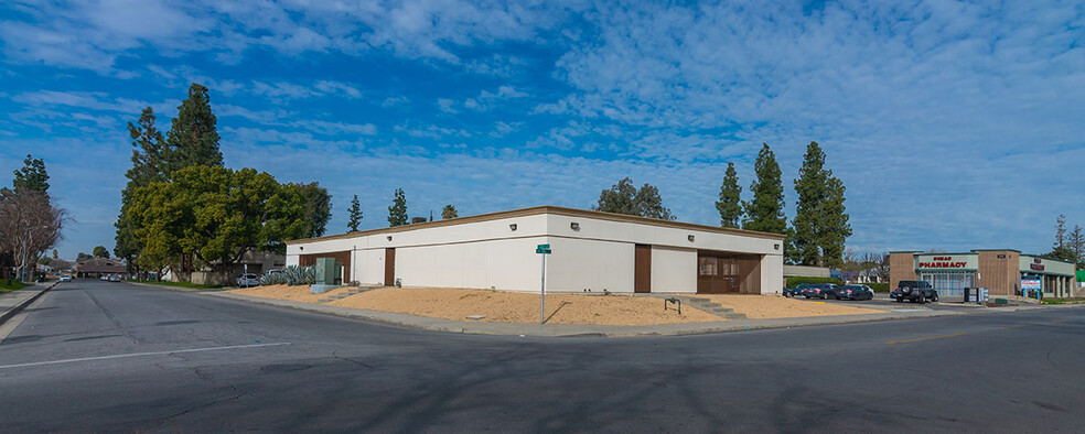 3801 San Dimas St, Bakersfield, CA for rent - Building Photo - Image 3 of 30