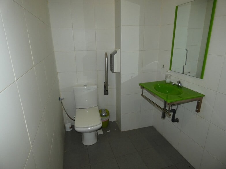 Retail in Molina de Segura, Murcia to rent - Interior Photo - Image 2 of 3