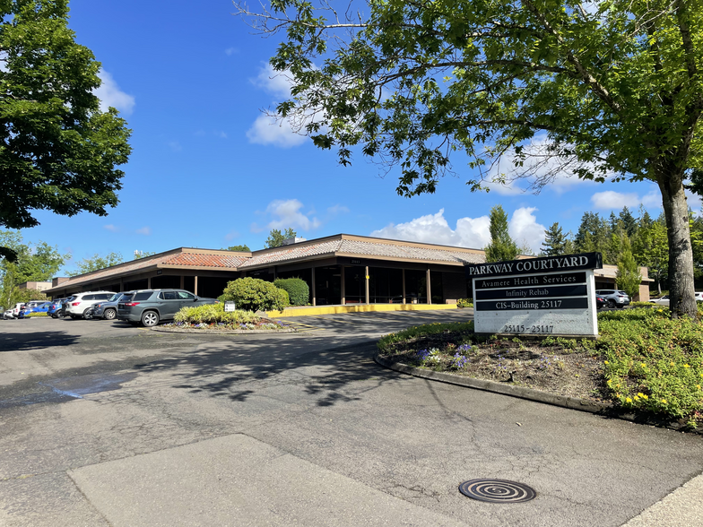 25117 SW Parkway Ave, Wilsonville, OR for sale - Primary Photo - Image 1 of 10