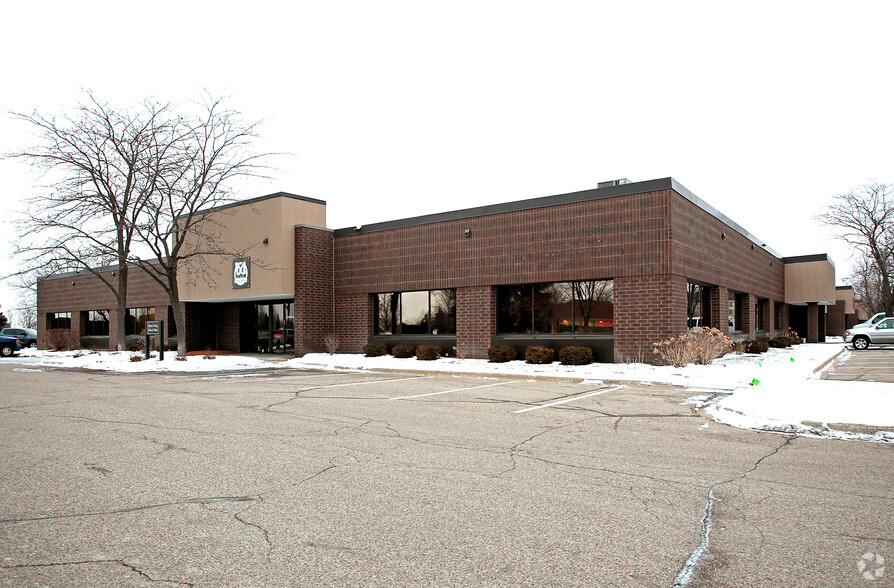 12271-12287 Nicollet Ave, Burnsville, MN for rent - Primary Photo - Image 1 of 8