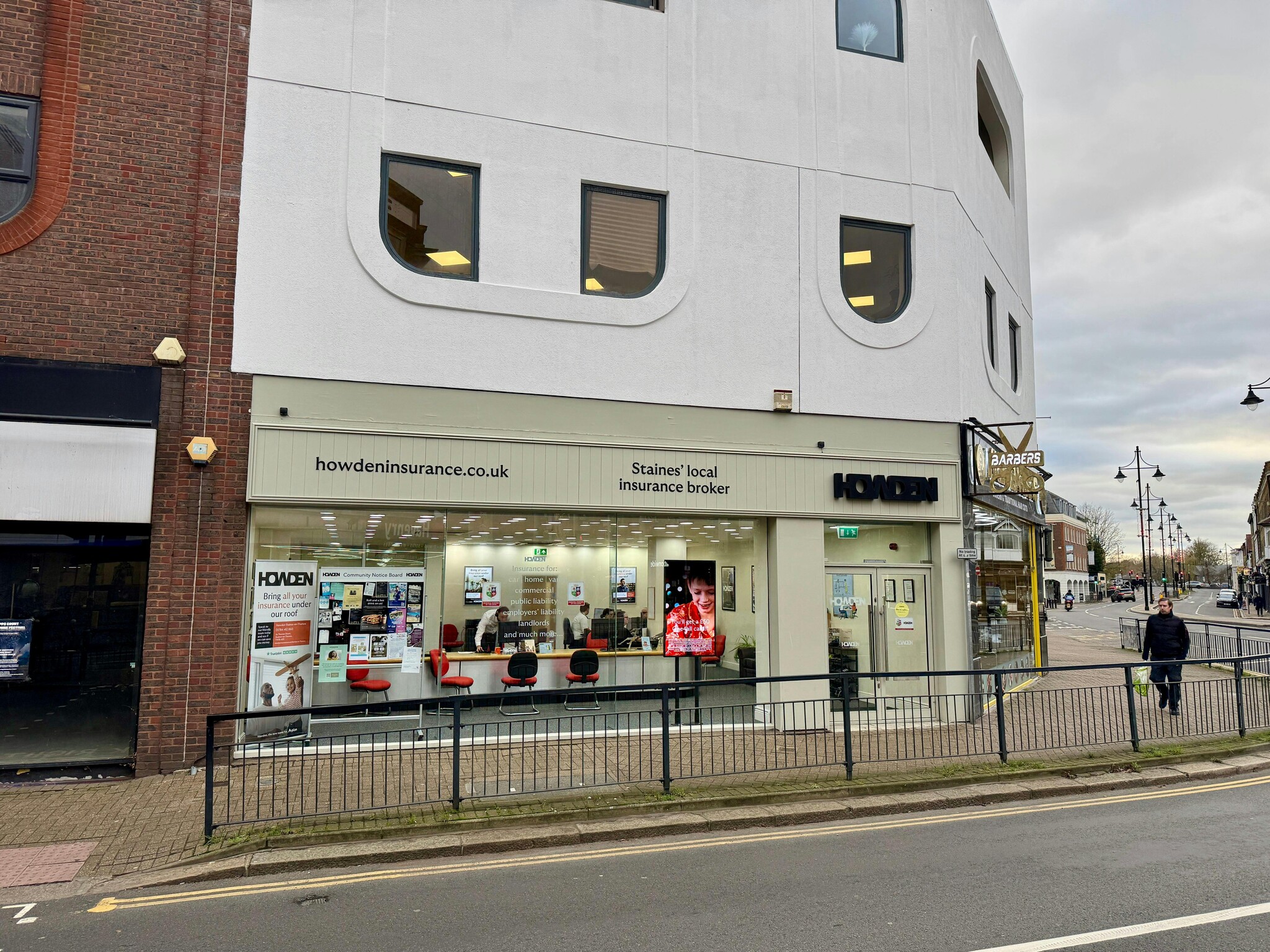 4-6 Thames St, Staines to rent Building Photo- Image 1 of 2