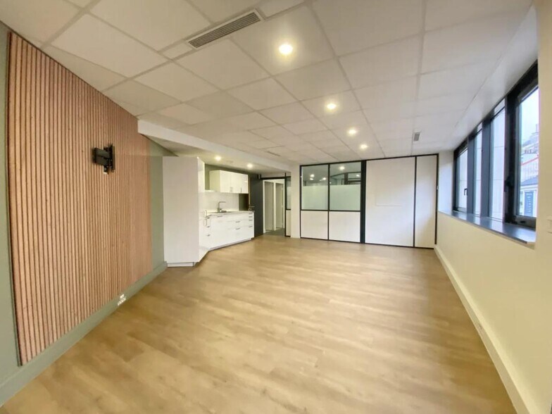 83 Rue De Paris, Boulogne-Billancourt to rent - Interior Photo - Image 1 of 6