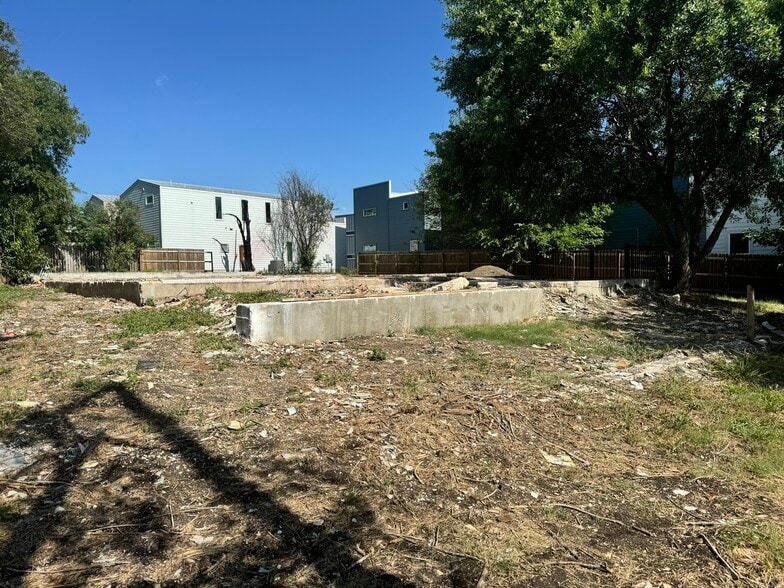 127 Cloudhaven Dr, San Antonio, TX for sale - Building Photo - Image 1 of 21