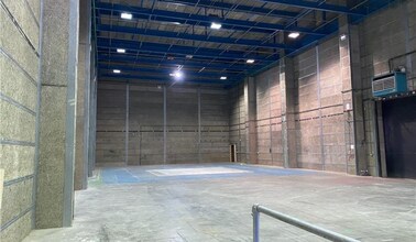 Sunset Business Park, Manchester Rd, Bolton to rent Interior Photo- Image 2 of 3