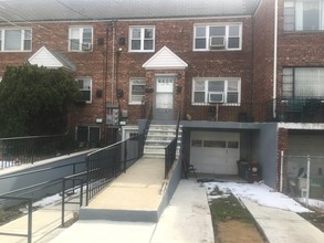 17154 46th Ave, Flushing, NY for rent Building Photo- Image 1 of 18