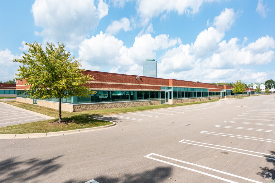 25510 W 11 Mile Rd, Southfield, MI for sale - Building Photo - Image 3 of 28