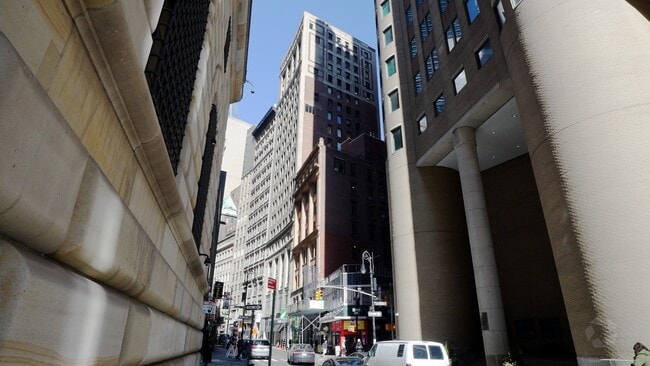 More details for 15 Maiden Ln, New York, NY - Office to Rent